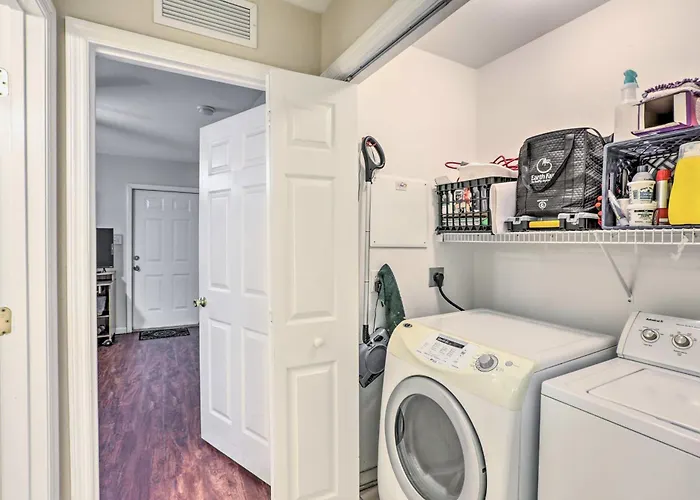 Townhome 4 Mi To College Town! * Tallahassee